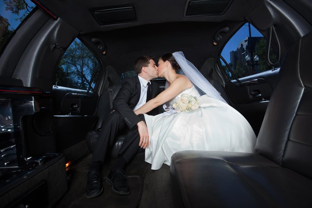 wedding limo service in chicago